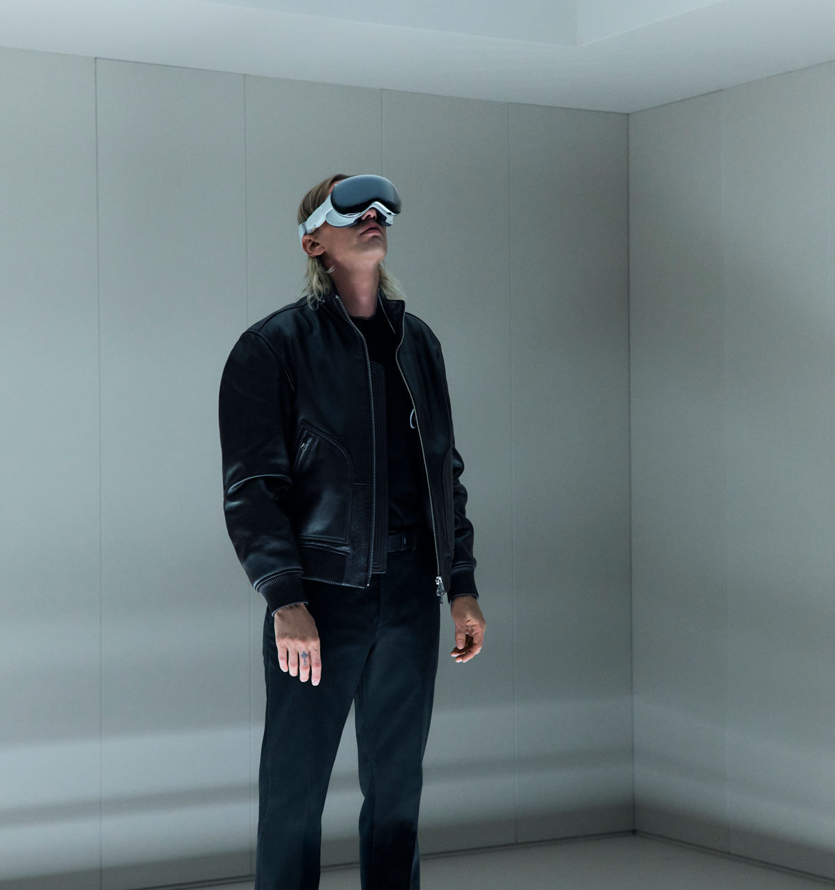 BOSS_x_AMF1_Immersive_Spatial_Experience_003.jpg