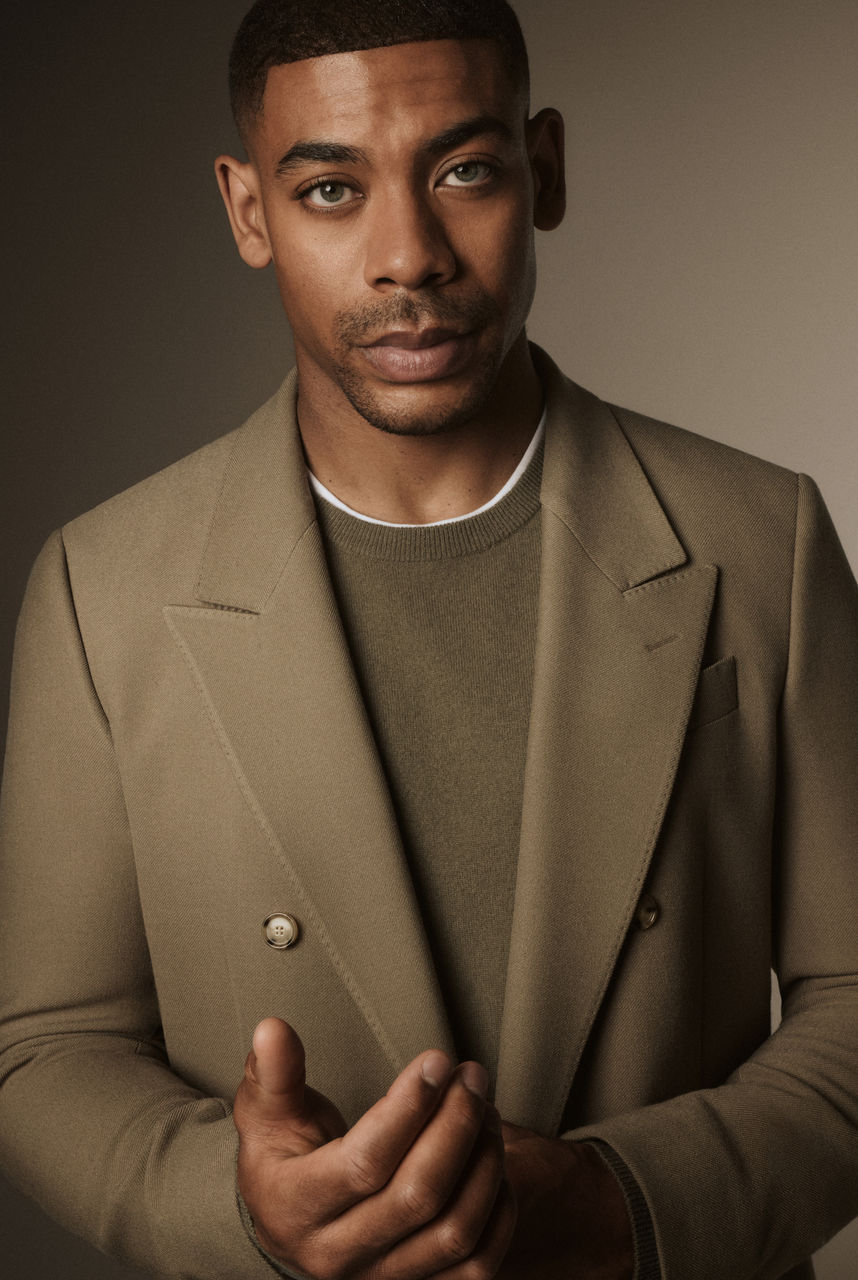 FALL_WINTER_2025_BOSS_GLOBAL_CAMPAIGN_AARON_PIERRE_001_2x3.jpg