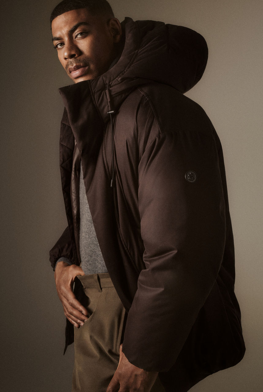 FALL_WINTER_2025_BOSS_GLOBAL_CAMPAIGN_AARON_PIERRE_003_2x3.jpg