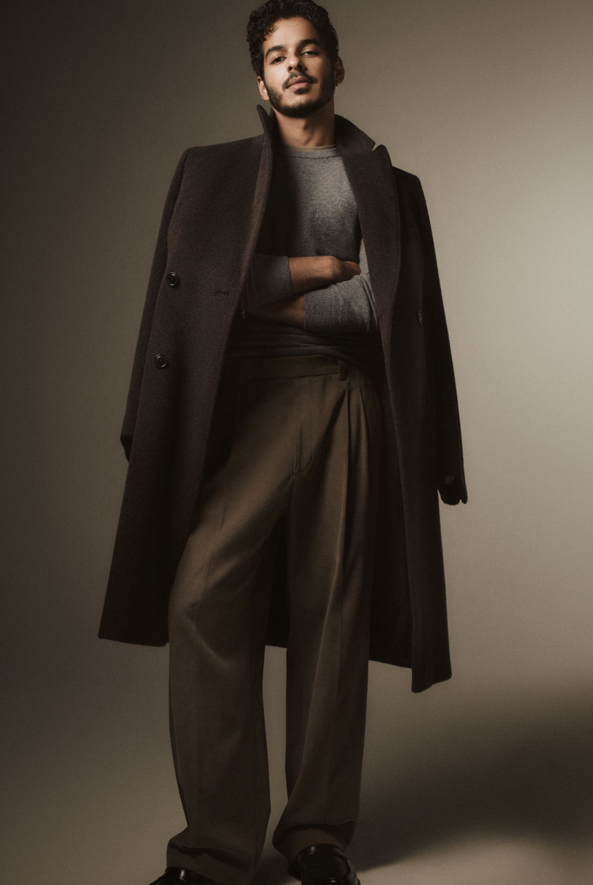 FALL_WINTER_2025_BOSS_GLOBAL_CAMPAIGN_ISHAAN_KHATTER_002_2x3.jpg