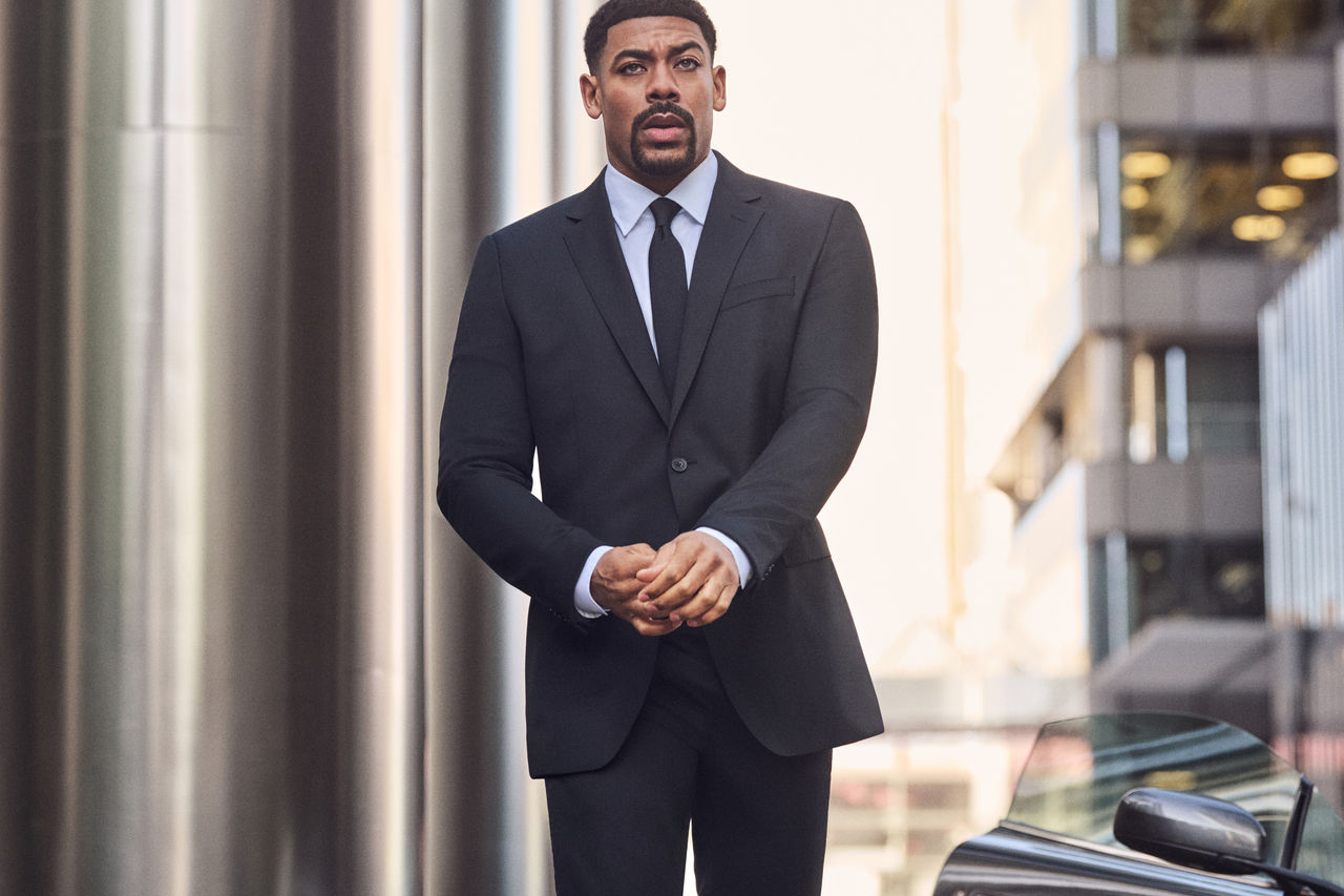 Fall_Winter_2026_BOSS_Global_Campaign_Aaron_Pierre_Look1_3x2.jpg
