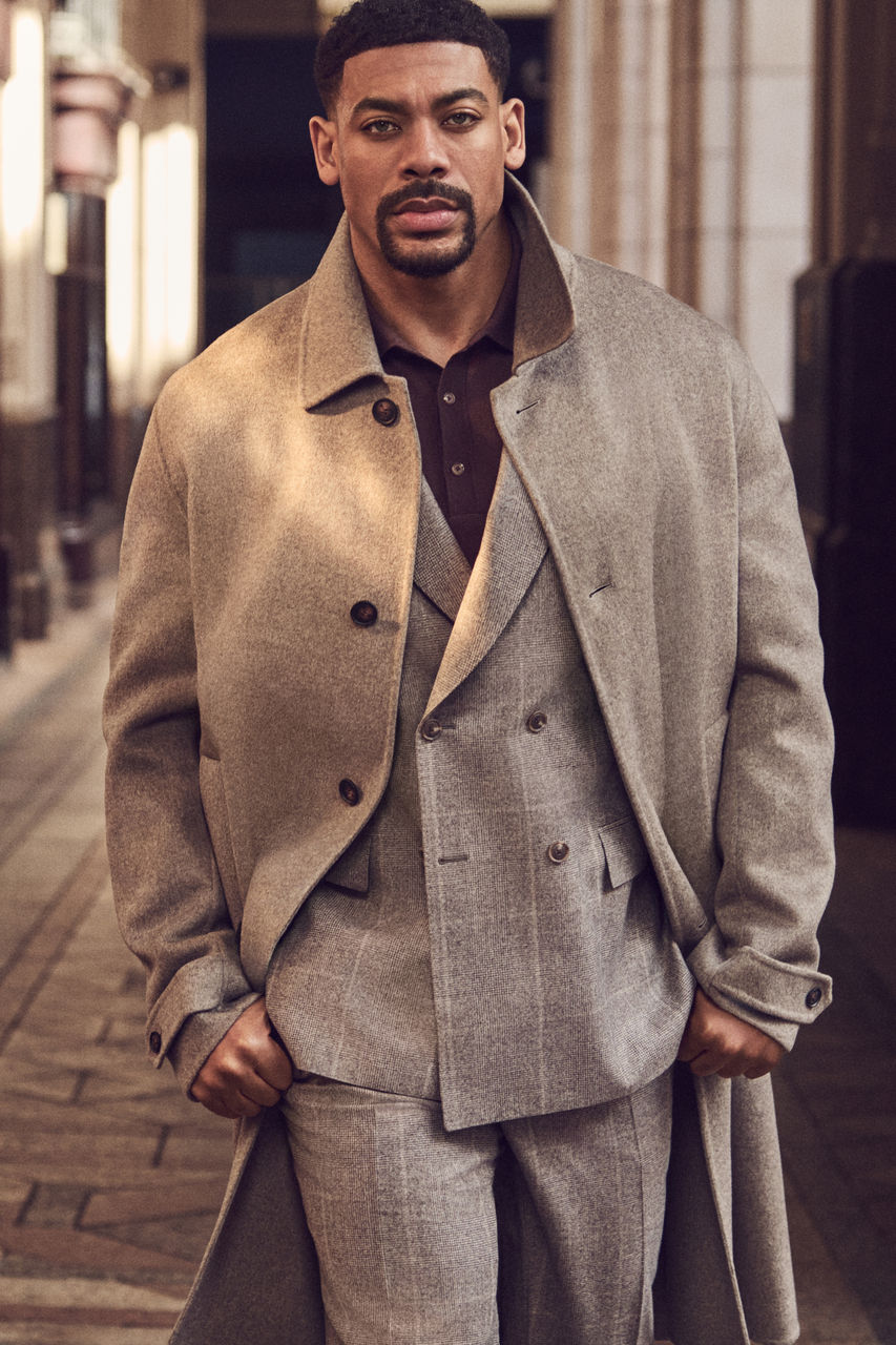 Fall_Winter_2026_BOSS_Global_Campaign_Aaron_Pierre_Look3_2x3.jpg