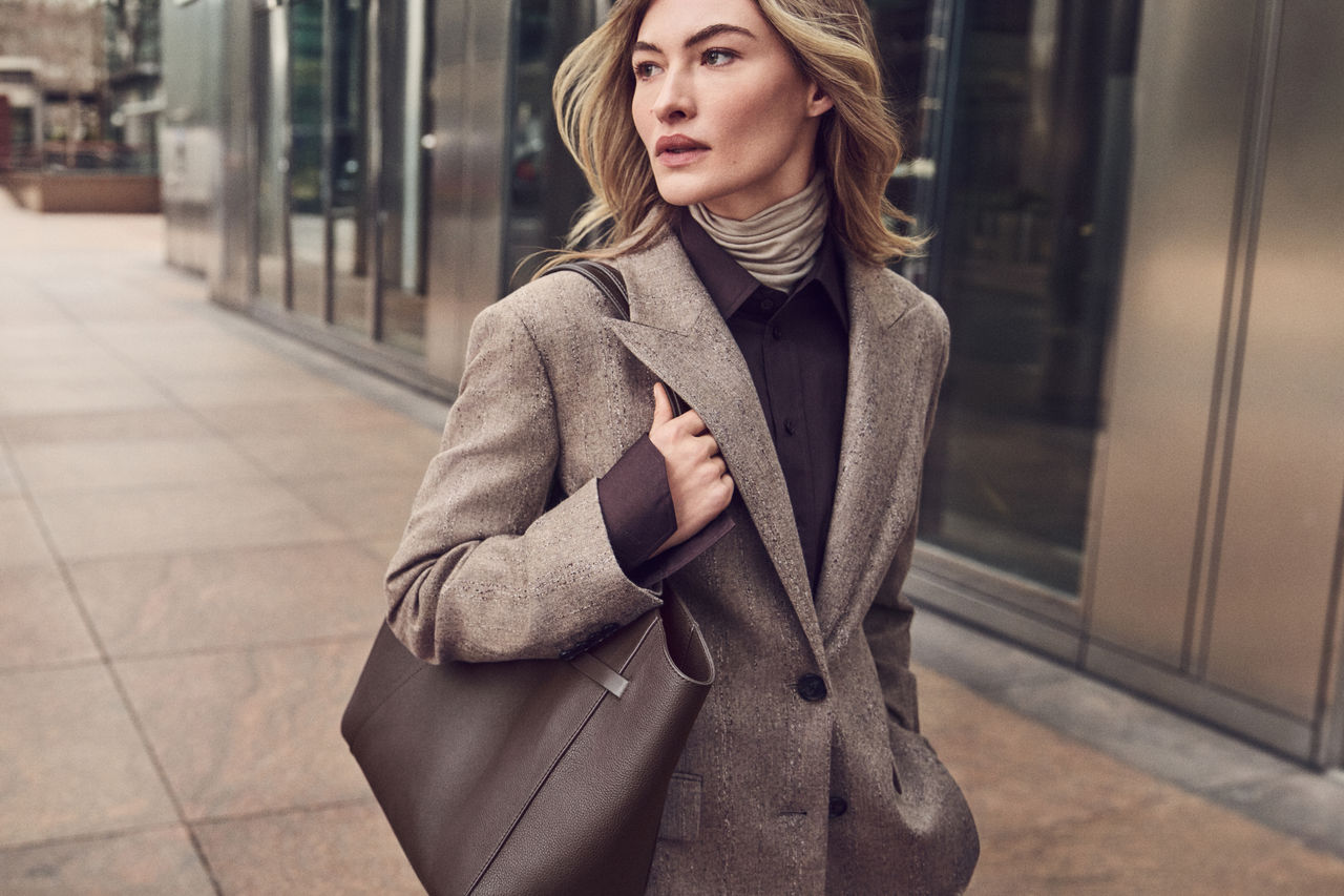 Fall_Winter_2026_BOSS_Global_Campaign_Grace_Elizabeth_Look1_3x2.jpg