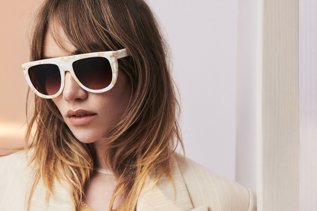 BOSS_Global_Campaign_SpringSummer2024_Suki_Waterhouse_002.jpg