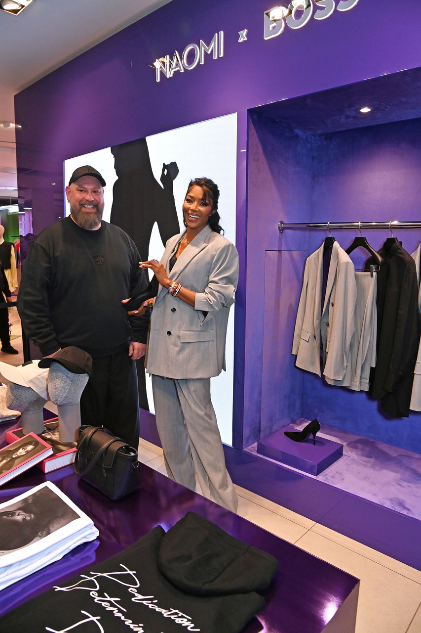 NAOMI_x_BOSS_POPUP_SELFRIDGES_Marco_Falcioni_and_Naomi_Campbell_002.JPG