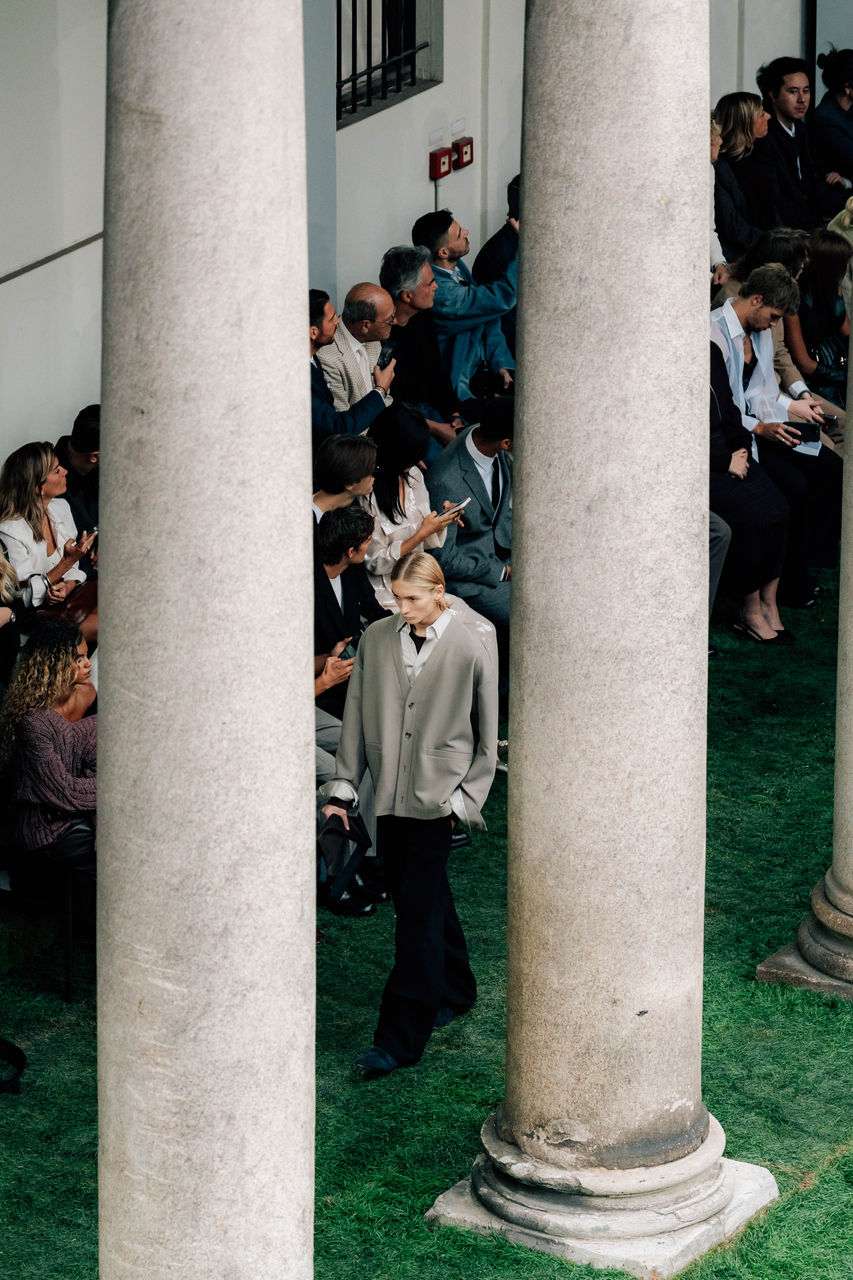 SPRING_SUMMER_2025_BOSS_FASHION_SHOW_ATMOSPHERE_00006.jpg