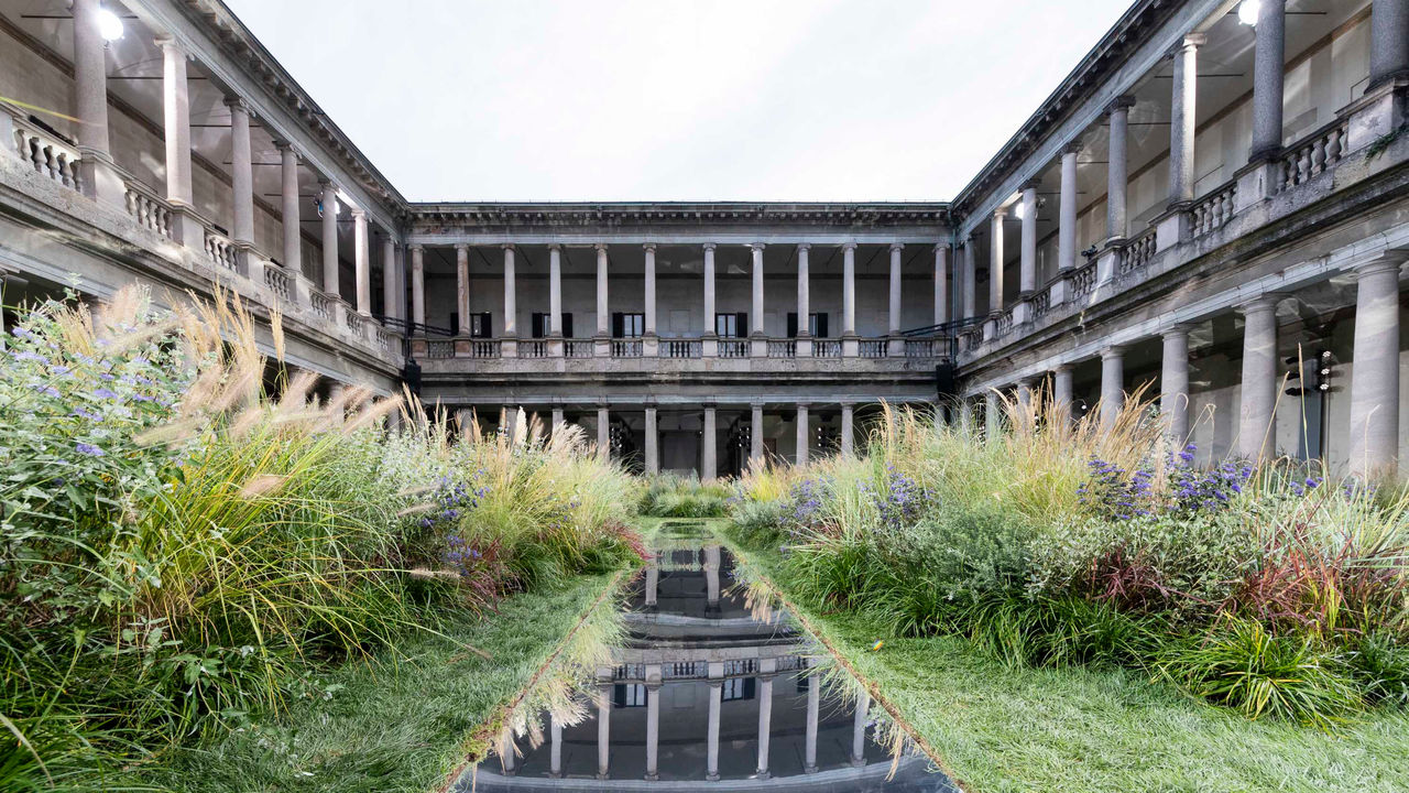 HBME_110_SU25_BOSS_FASHION_SHOW_MILAN_EMPTY_LOCATION_16X9_003.jpg