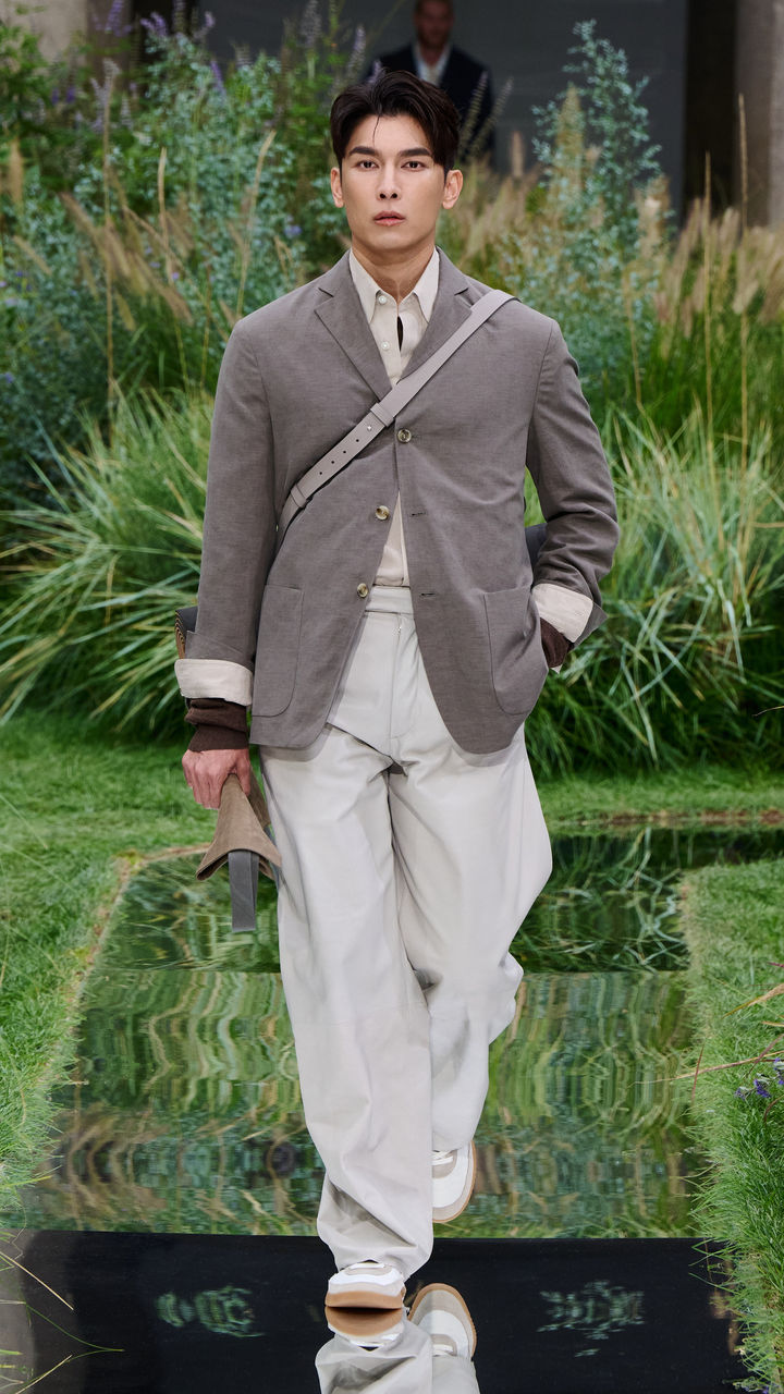 BOSS_SHOW_SPRING_SUMMER_2025_MILAN_9X16_Look_18.jpg