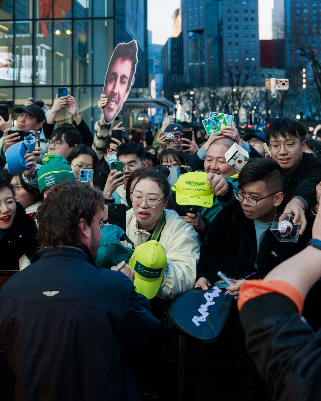 BOSS_SHANGHAI_STORE_OPENING_Fernando_Alonso_009.jpg