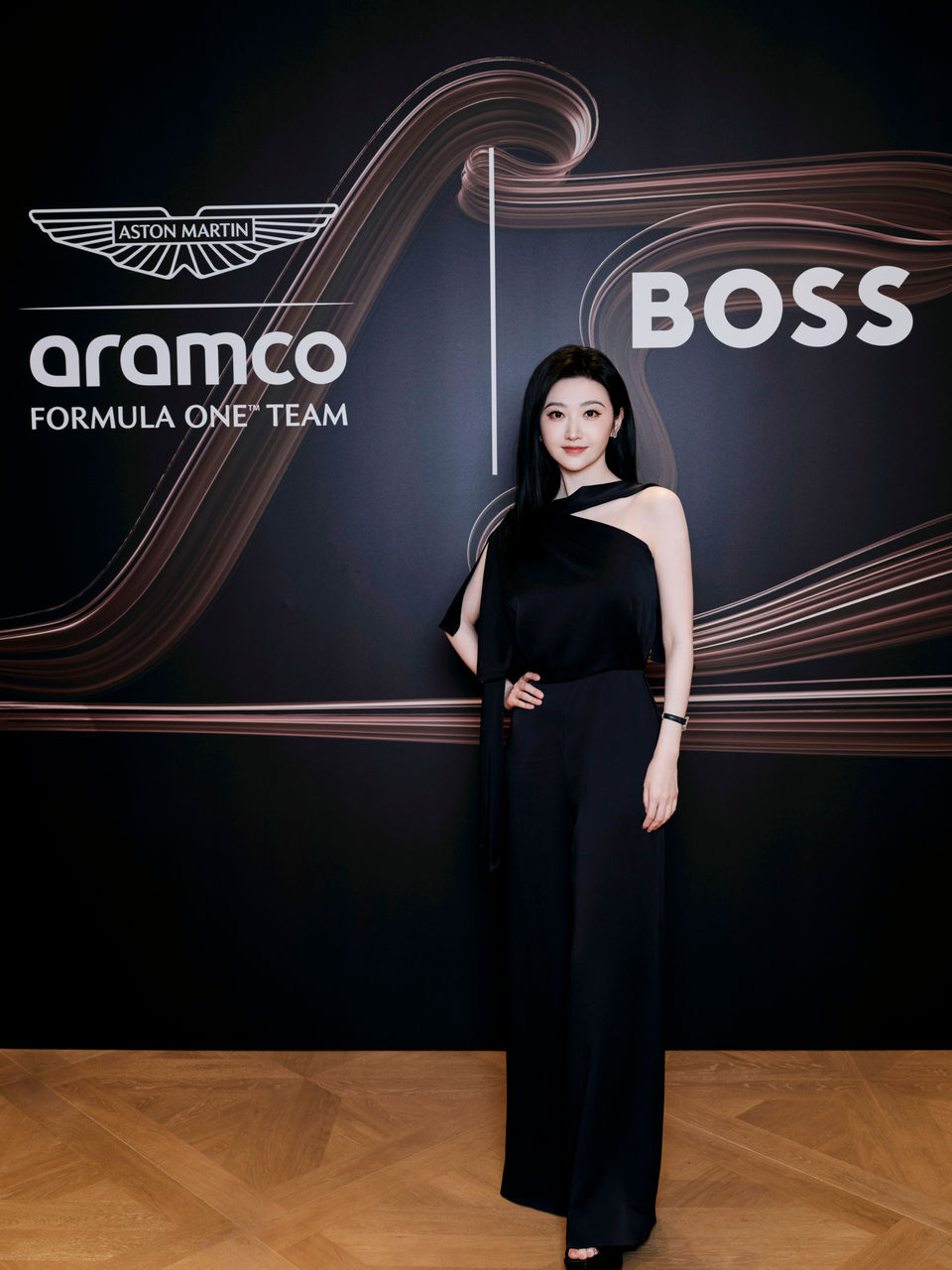 BOSS_SHANGHAI_STORE_OPENING_Jing_Tian_00001.jpg