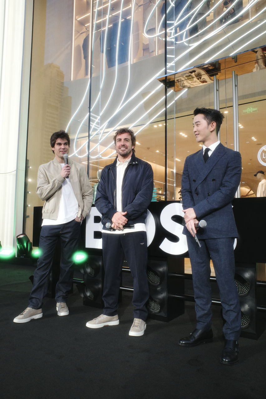 BOSS_SHANGHAI_STORE_OPENING_Lance_Stroll_and_Fernando_Alonso_20.JPG