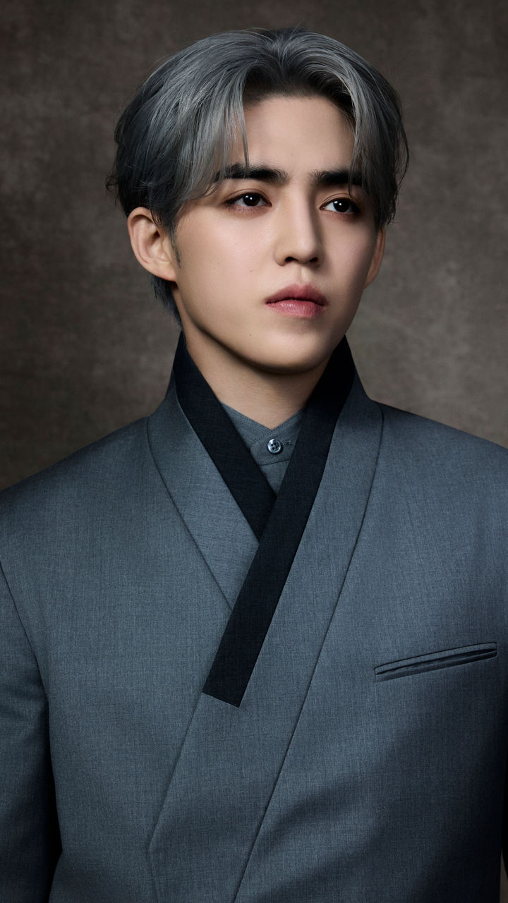 HBME_110_BOSS_Met Gala_2025_Look Spotlight_Scoups_001_9x16.jpg