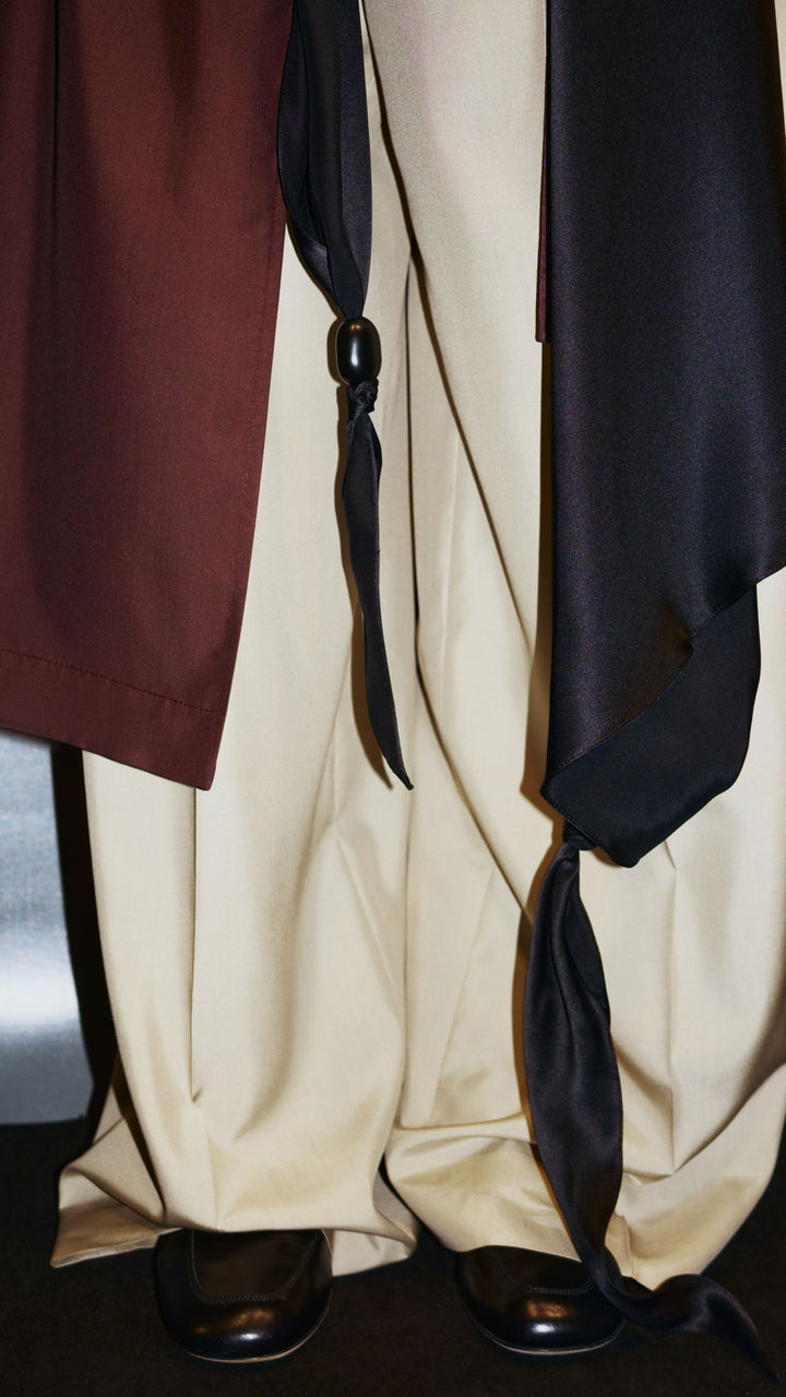 BOSS_Spring_Summer_26_Fashion_Show_BTSBackstage_9x16_012.jpg