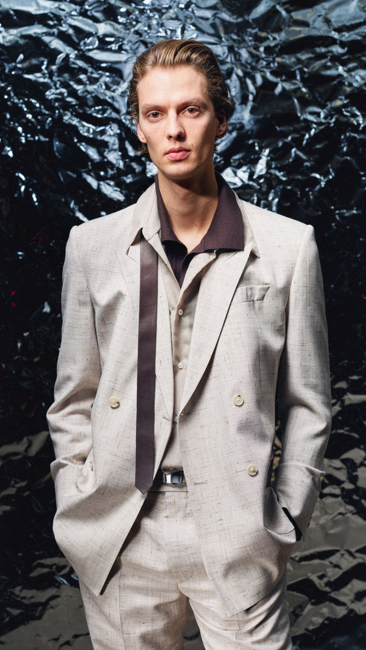 BOSS_Spring_Summer_26_Fashion_Show_First Look Wall_9x16_014.jpg