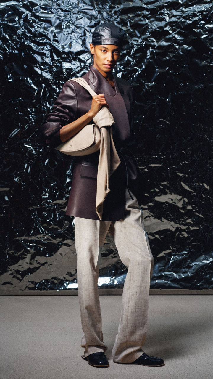 BOSS_Spring_Summer_26_Fashion_Show_First Look Wall_9x16_022.jpg
