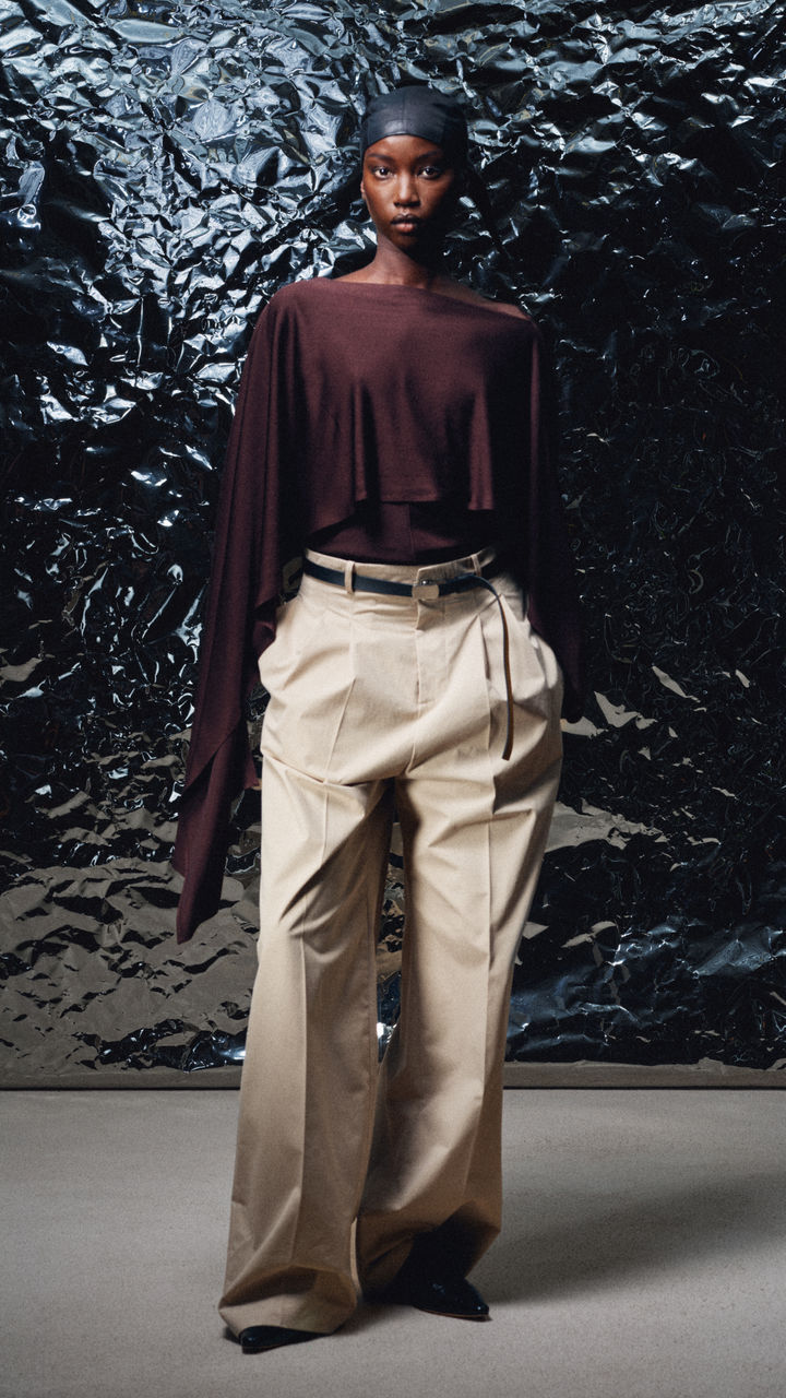 BOSS_Spring_Summer_26_Fashion_Show_First Look Wall_9x16_026.jpg