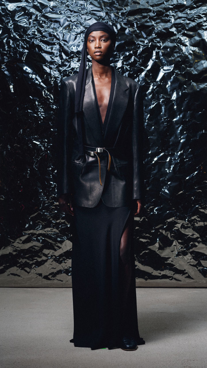 BOSS_Spring_Summer_26_Fashion_Show_First Look Wall_9x16_033.jpg