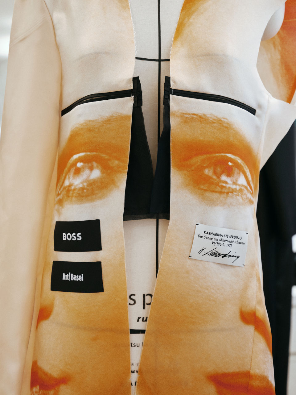 BOSS_ART_BASEL_Katharina_Sieverding​_00008.jpg