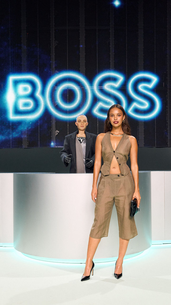 010_BOSS_FW23_FASHION_SHOW_Alisha_Boe.jpg