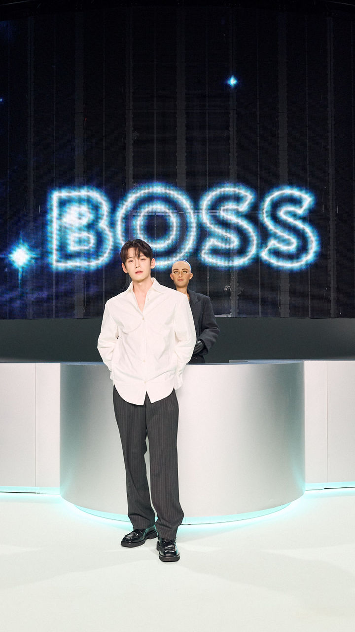 BOSS_FW23_FASHION_SHOW_Changha.jpg