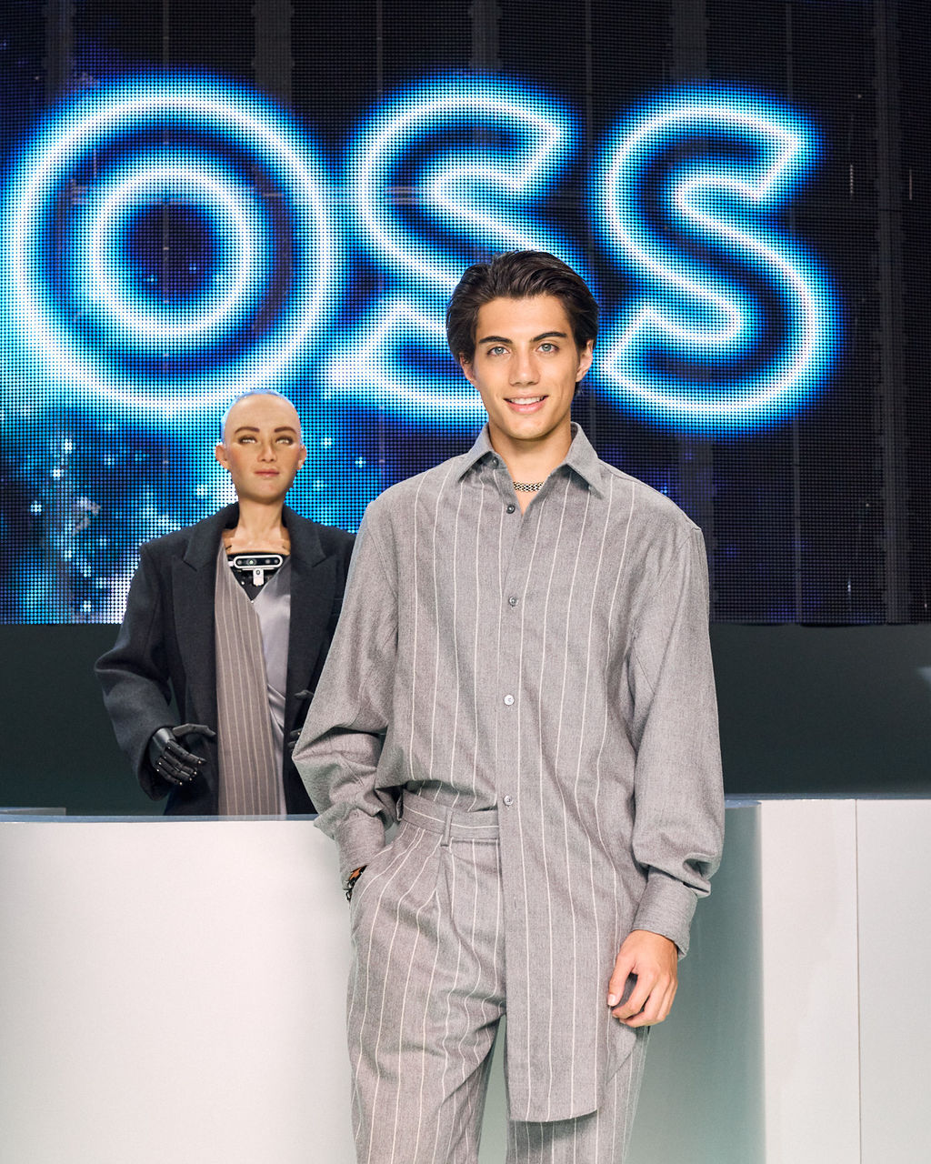 BOSS_FW23_FASHION_SHOW_Nic_Kaufmann.jpg