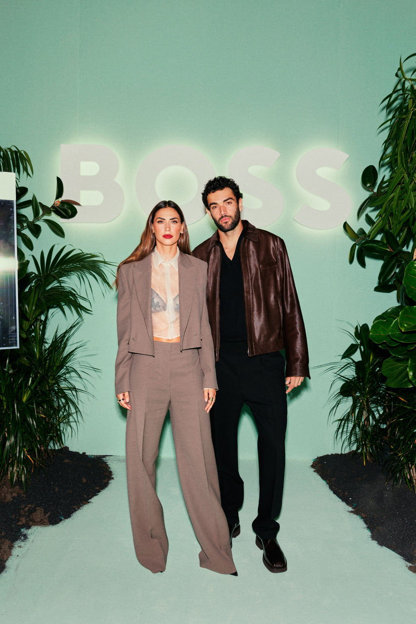 BOSS_FW23_FASHION_SHOW_VIP_Photo_Wall_Melissa_Satta_Matteo_Berrettini.jpg