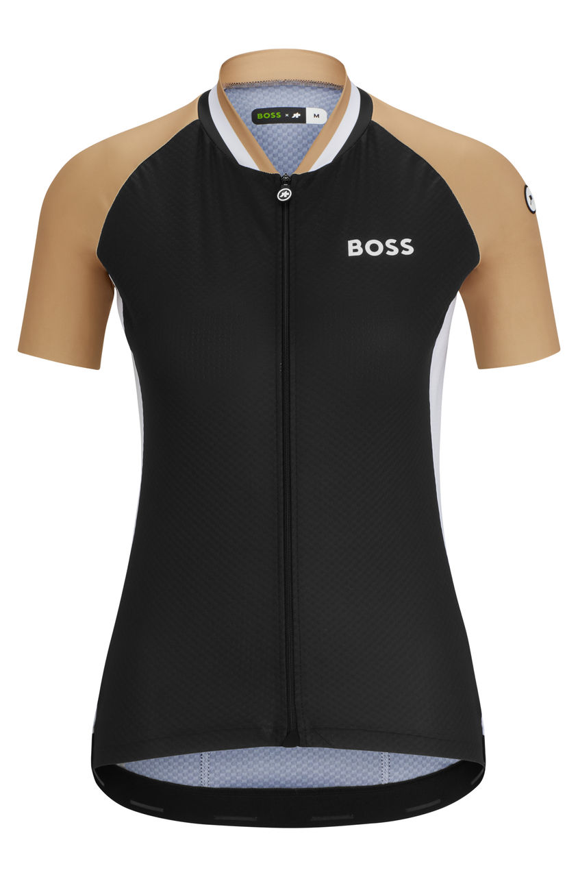 SR23_BOSS_ASSOS_C122036718_001.PNG