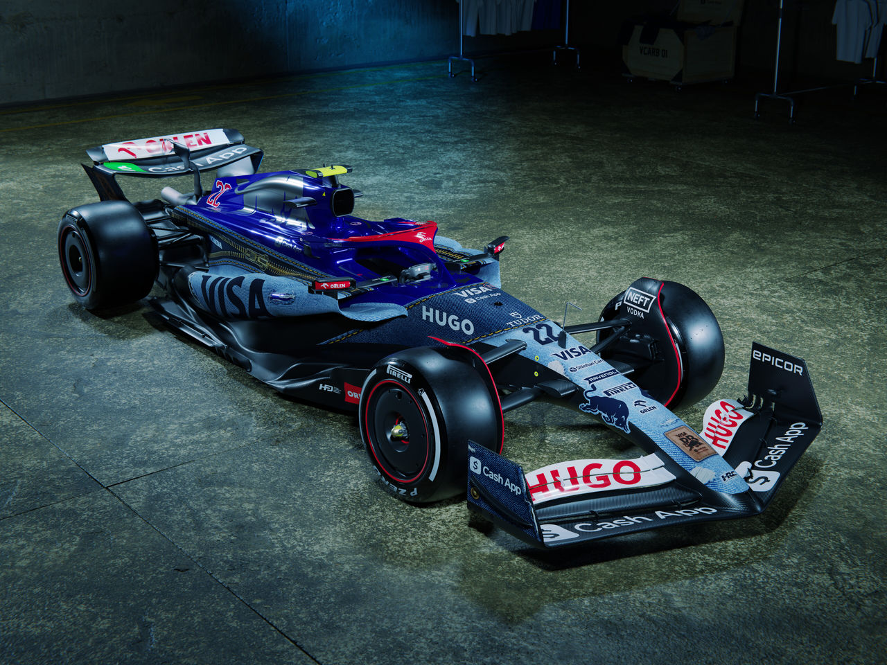 2024_HUGO_Singapore_Visa_Cash_App_RB_F1_Team_F1_Car_01.jpg