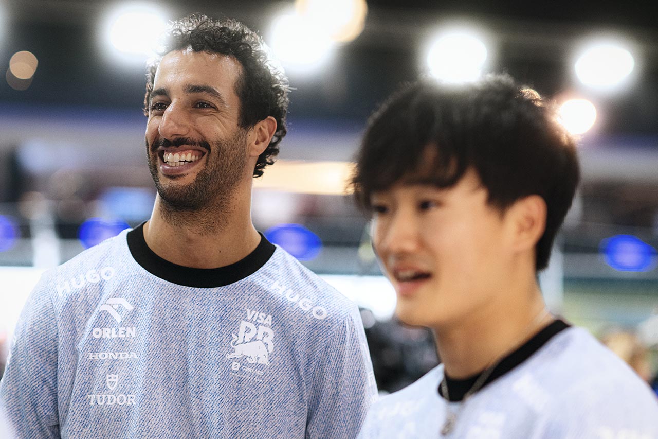 2024_HUGO_Singapore_Visa_Cash_App_RB_F1_Team_Daniel_Ricciardo_and_Yuki_Tsunado.tif