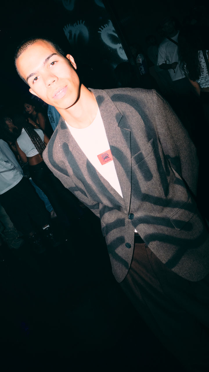 2025_HUGO_Flannels_Slawn_Car_Reveal_After Party_Maximilian_Chester_9x16_020.jpg