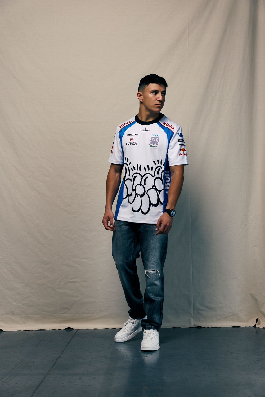 HUGO_x_VCARB_by_Slawn_Teamwear__Silverstone_001.jpg