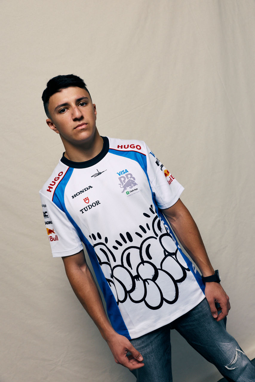 HUGO_x_VCARB_by_Slawn_Teamwear__Silverstone_002.jpg