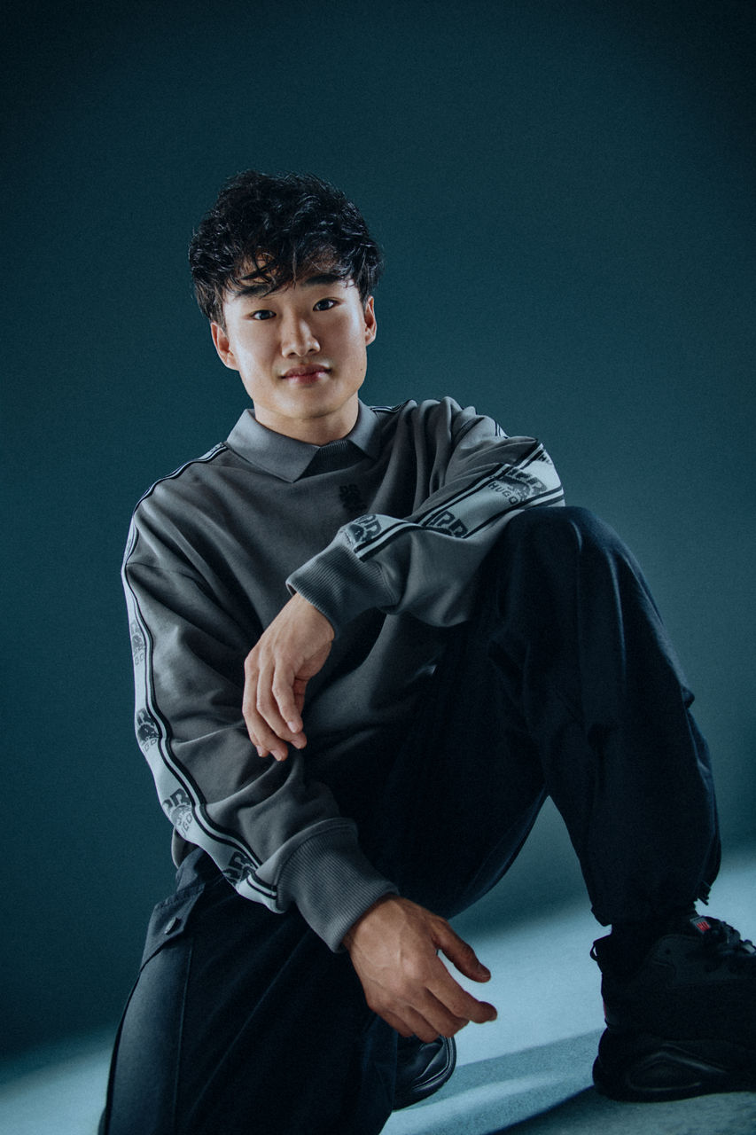 FW24_HUGO_x_RB_Yuki_Tsunoda.jpg